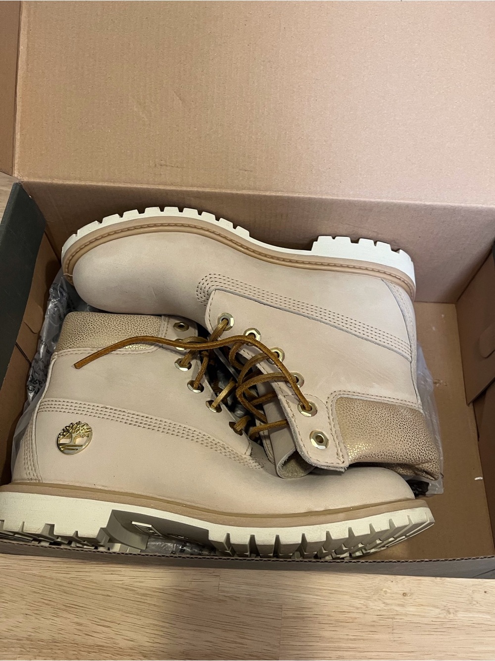 Timberland women’s size 8 limited edition waterproof gold boots